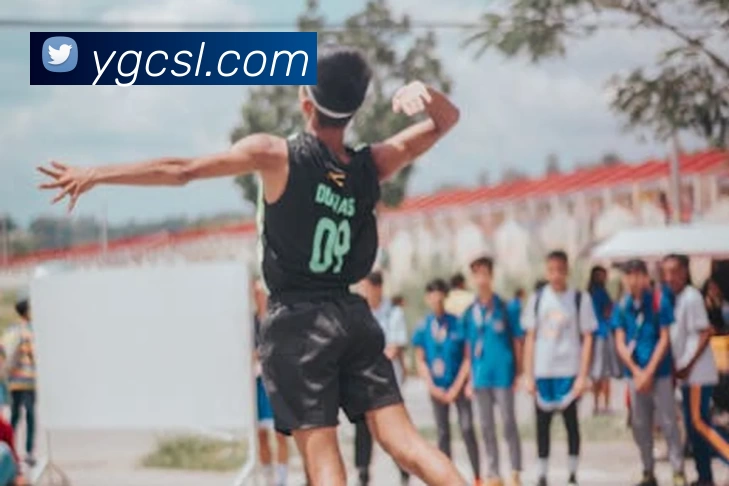 远射世界波！亚马尔滑跪庆祝，创西甲单季纪录，5场连造6球_进球_助攻_破门